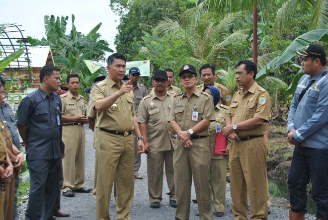 Walikota Jambi, H Syarif Fasha, bersama SKPD.